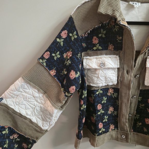 POL Floral Patchwork Utility Jacket - Navy and Tan POL Floral Corduroy Boho - Picture 3 of 6